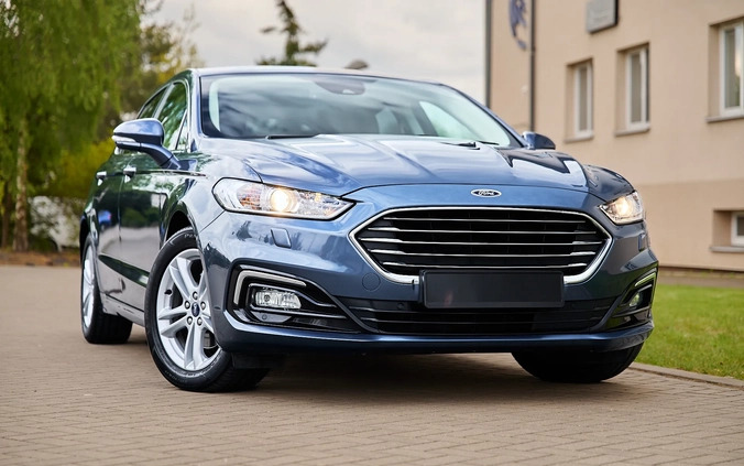 Ford Mondeo cena 79900 przebieg: 117000, rok produkcji 2019 z Płock małe 781